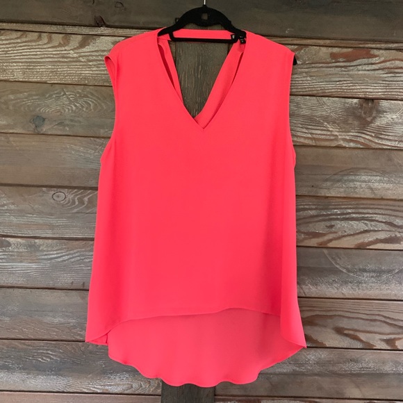 NWT Express drape back tank - Picture 2 of 3